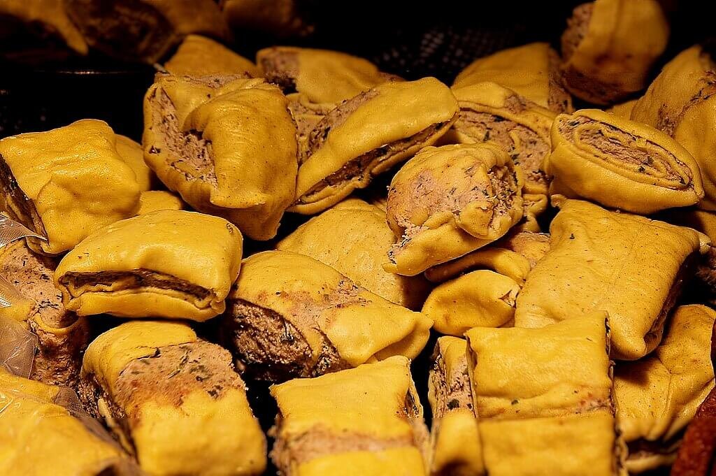 Inúmeras iguarias da culinária alemã, denominadas Maultaschen. Uma espécie de ravioli alemães.
